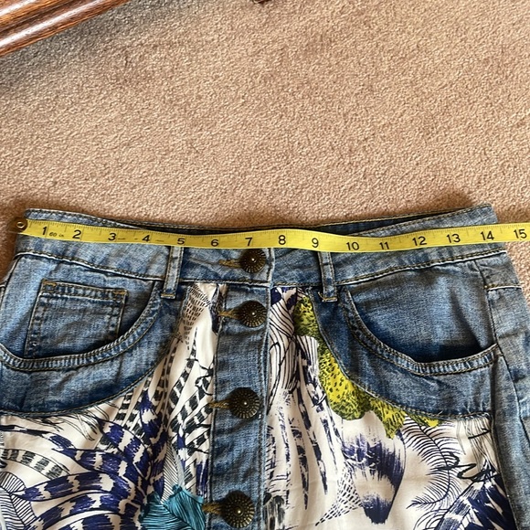 Cute Desigual Jean Skirt - Picture 9 of 10